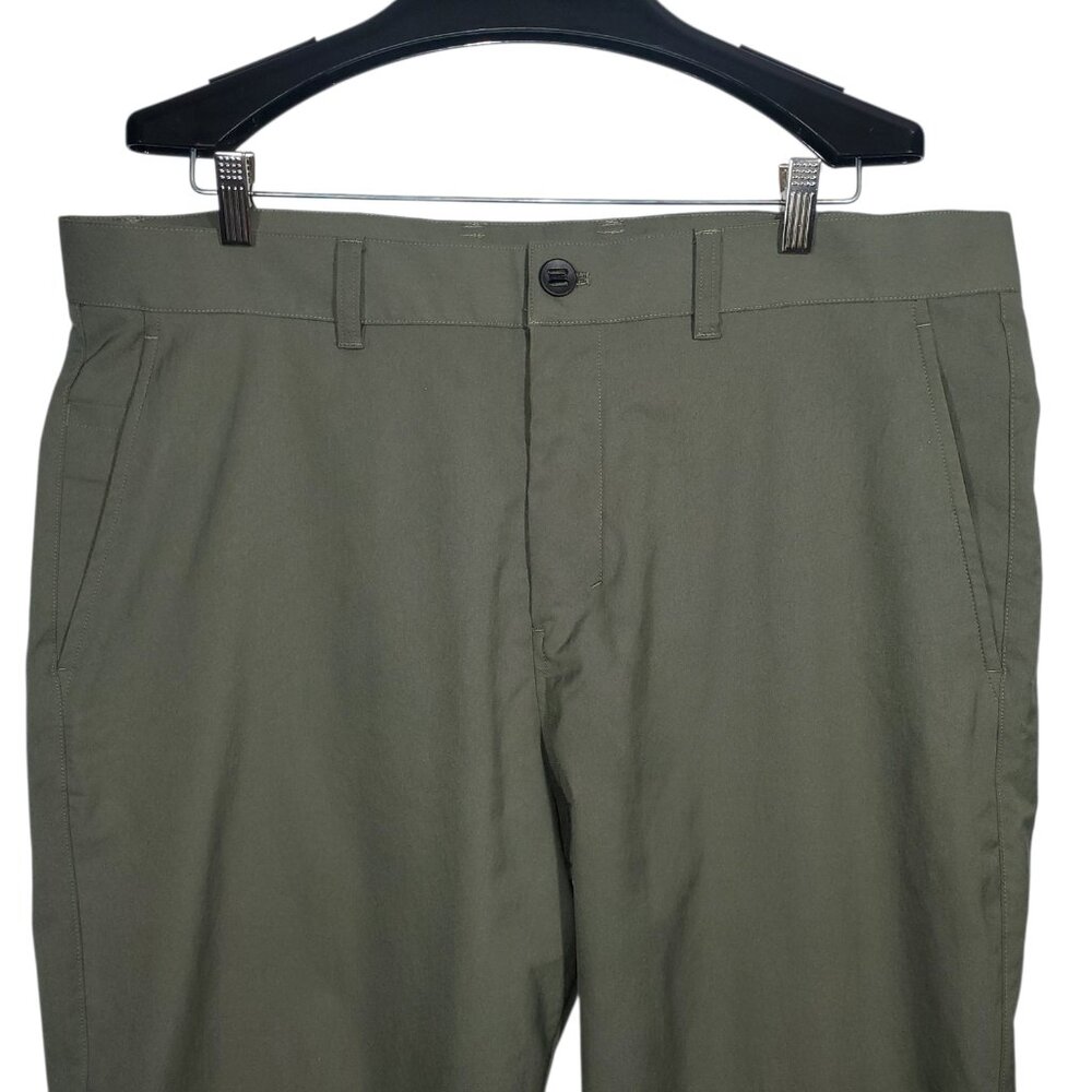 Lululemon Relaxed Tapered Smooth Twill Trouser Pants Men's 38 Green Flat-Front - Picture 3 of 6